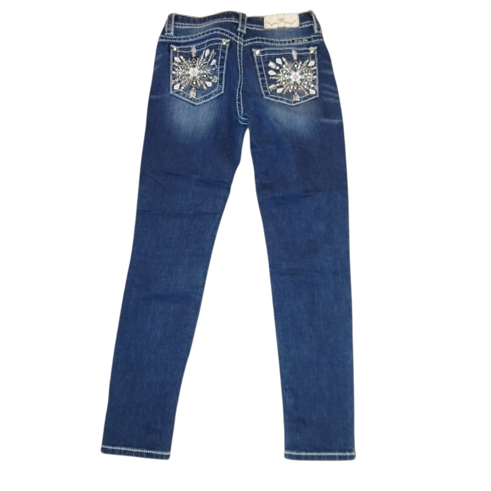 Miss Me Snowflake Hailey Jeans 28 Inseam 30
